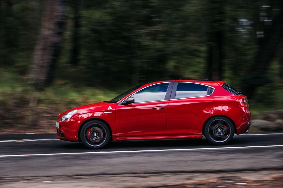  Alfa Romeo Giulietta Quadrifoglio Verde (940) 2015 года  (AU) (фото 15 из 24)